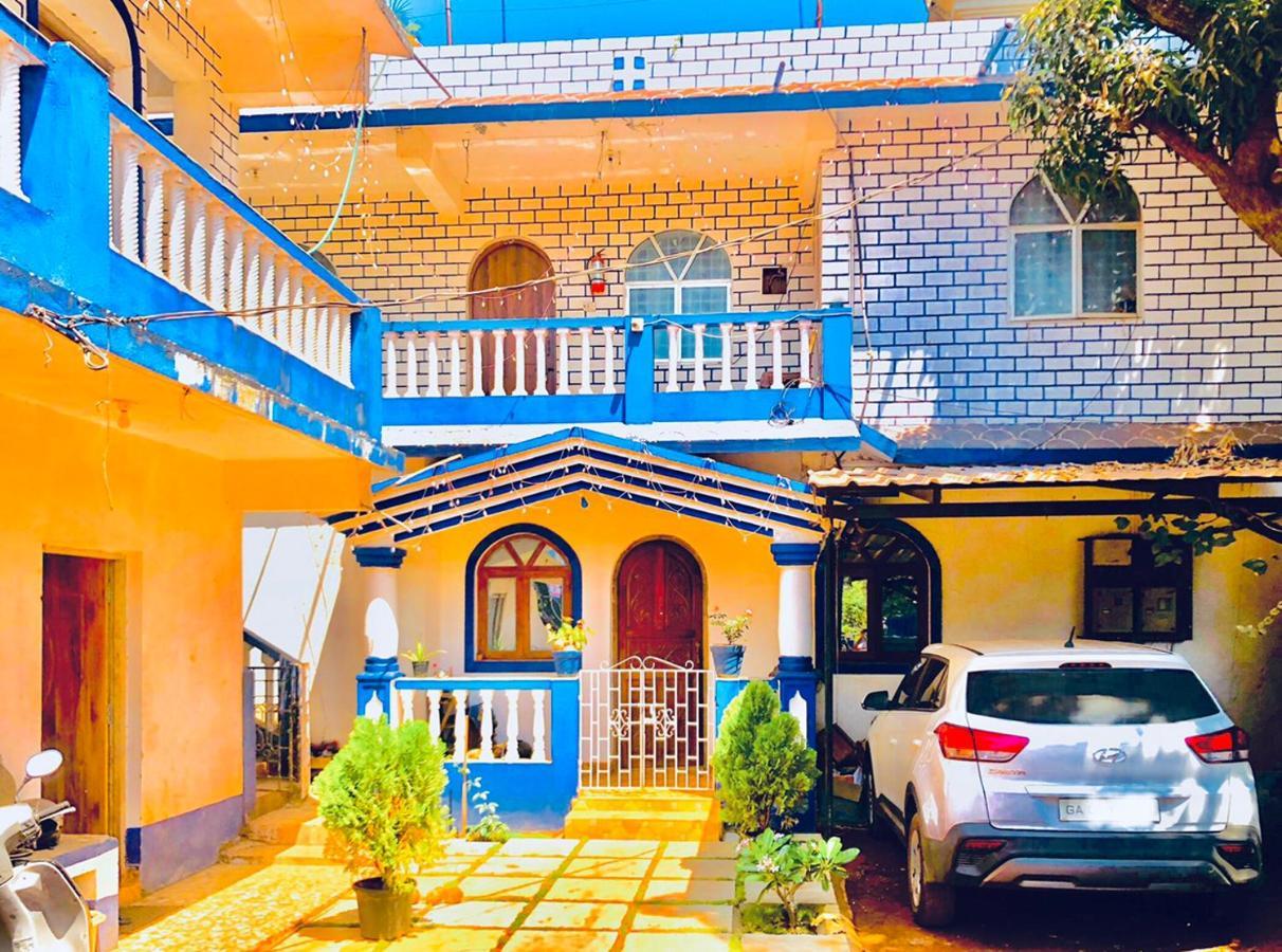 Blue Waves Guest House Calangute Kültér fotó