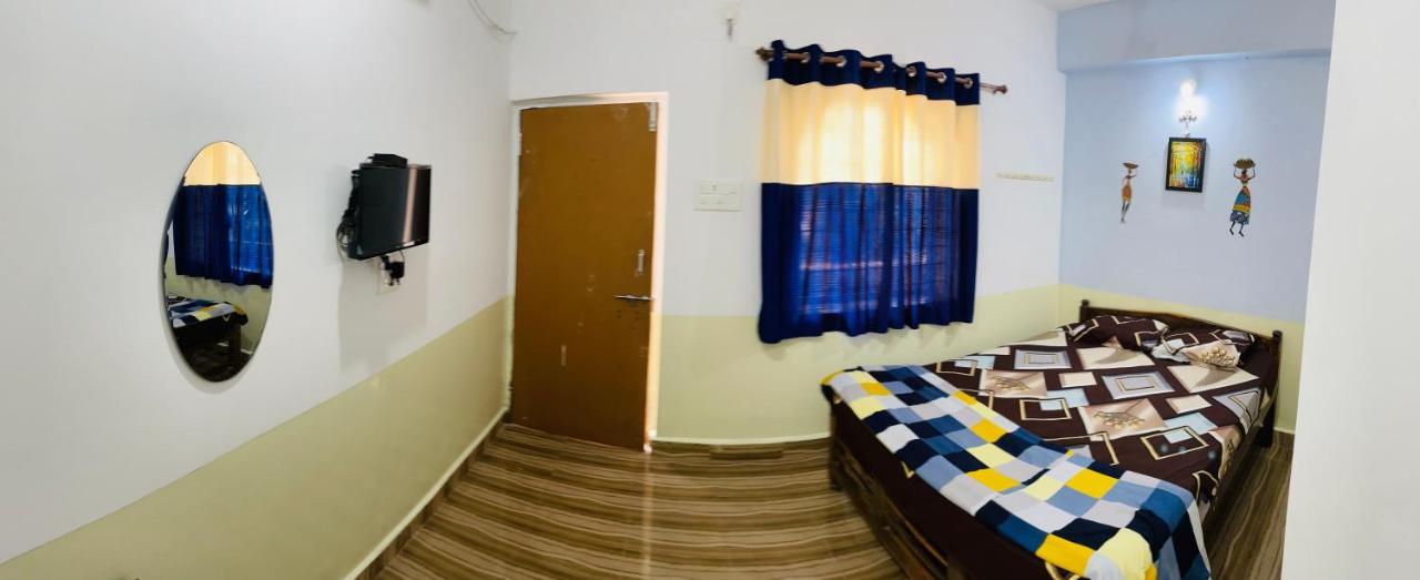 Blue Waves Guest House Calangute Kültér fotó